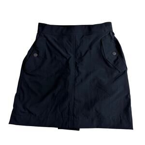 Athleta Vienna Cargo Skort Size 4 Black Lined Pull On Snap Pockets Athleisure